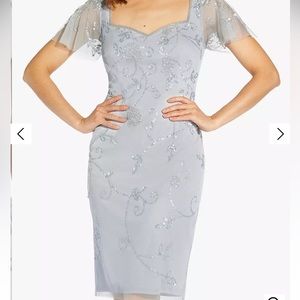 Papell studio by Adrianna Papell beaded dress size 6 , light blue